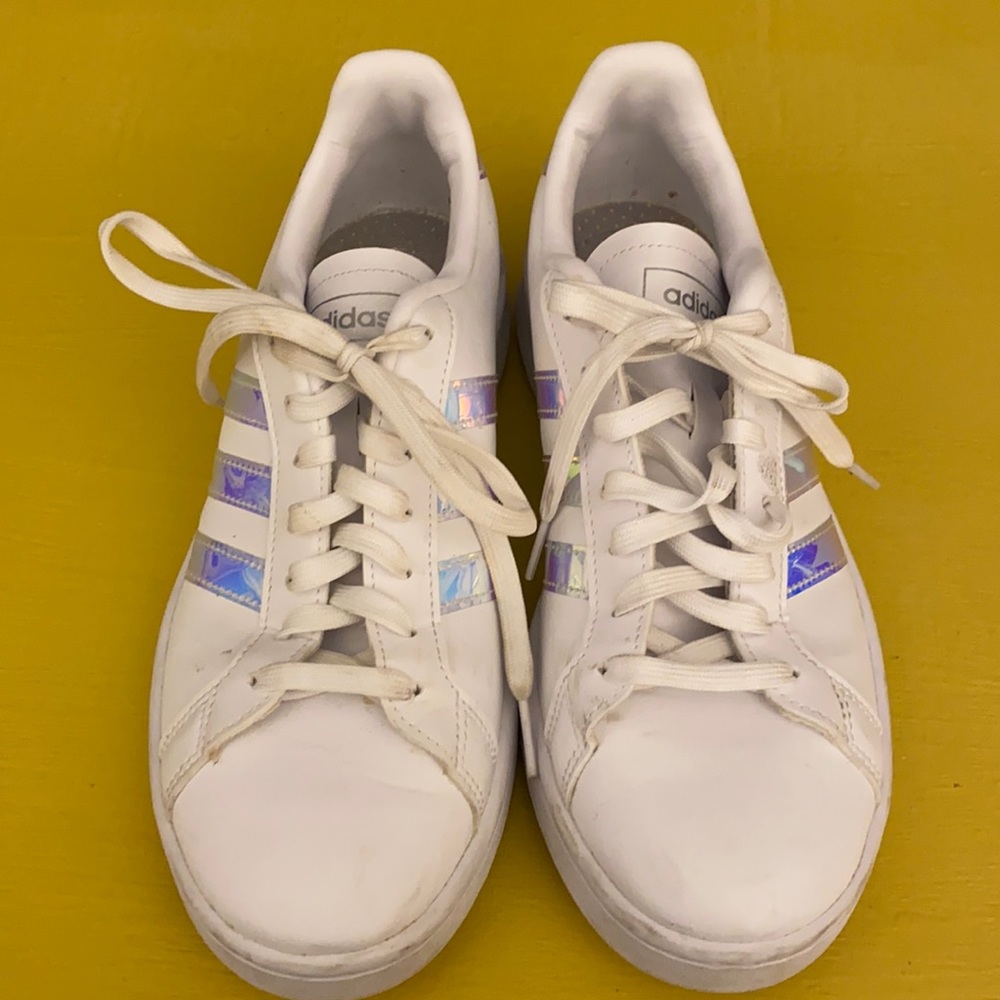 9.5 Women’s Adidas Cloudfoam Comfort